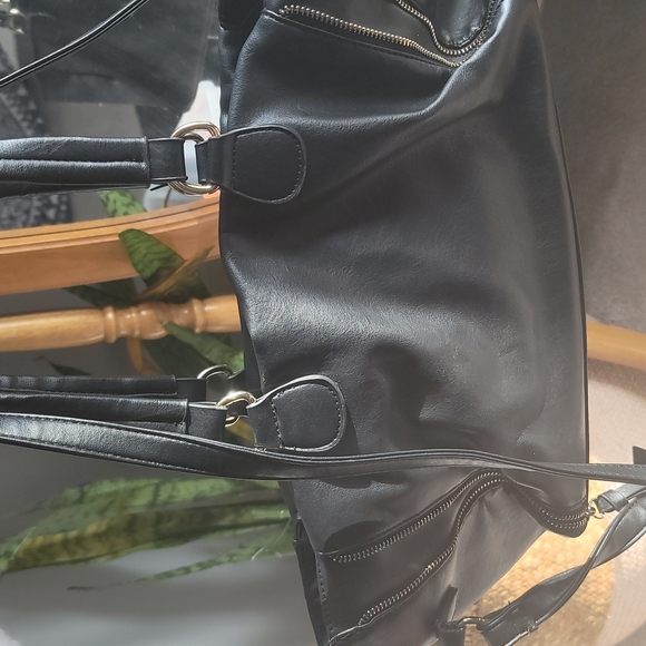 Forever 21 purse - Picture 2 of 3